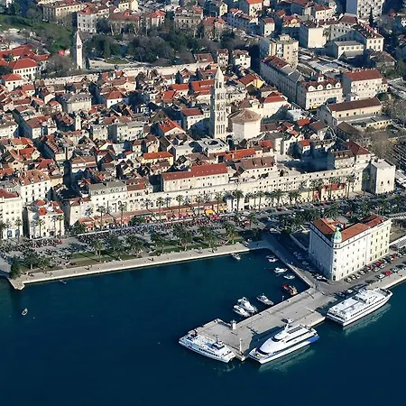 Diocletian Palace Penthouse Apartment Split