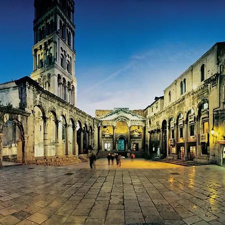 Diocletian Palace Penthouse Split